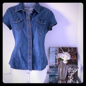 Short sleeve denim blouse